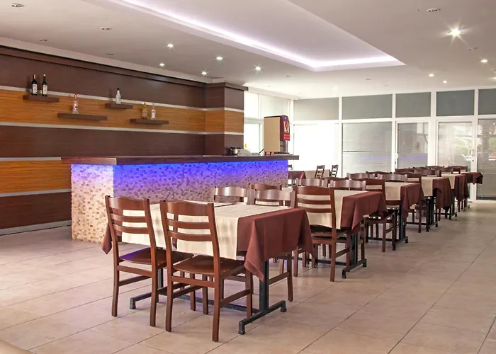 Kleopatra Aytur Hotell Alanya