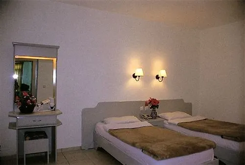 Kleopatra Aytur 2*